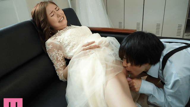 MIAA-408_Cô dâu bị hai cậu em chồng địt ngay tại đám cưới - VLXX.AS